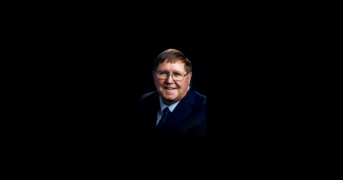 Tom Dake Sr. Honored with 50-Year Service Pin from Insulators Local 3